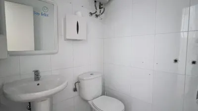 Local comercial en alquiler en Pasaje Herrera Oria, Carranque (Distrito Cruz de Humilladero. Málaga Capital) de 1.800 €<span>/mes</span>