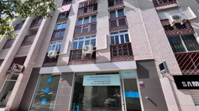 Local comercial en alquiler en Pasaje Herrera Oria, Carranque (Distrito Cruz de Humilladero. Málaga Capital) de 1.800 €<span>/mes</span>