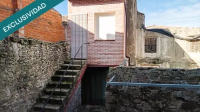 Casa unifamiliar en venta en Lagartera, Lagartera de 65.000 €