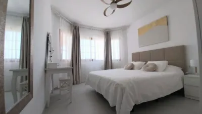Piso en venta en Calle de Cataluña, Costa Adeje (Adeje) de 355.000 €