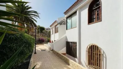 Piso en venta en Calle de Cataluña, Costa Adeje (Adeje) de 355.000 €