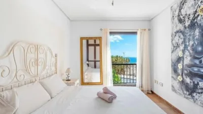 House on Avenida Juan Carlos I photo 7