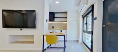 Apartment in University Area photo 2