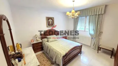 Chalet en venta en Calle Hinojo, Barajas de Melo de 89.000 €