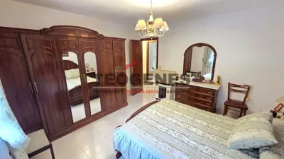 Chalet en venta en Calle Hinojo, Barajas de Melo de 89.000 €