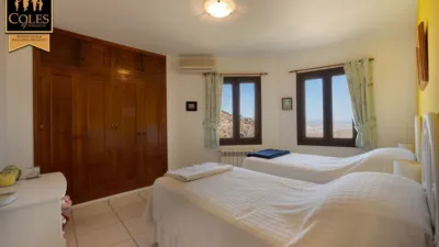 Chalet on Cl Murillo Street photo 24