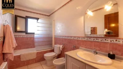 Chalet on Cl Murillo Street photo 25
