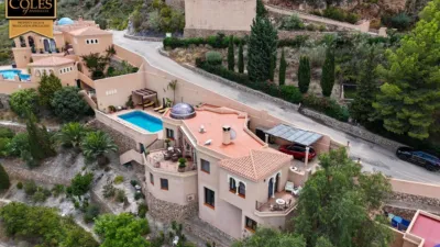 Chalet on Cl Murillo Street photo 32