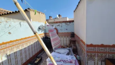 Apartment on Manuel Vazquez Montalban Street photo 16