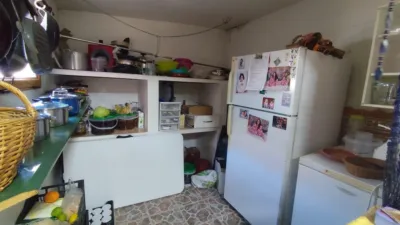 Apartment on Manuel Vazquez Montalban Street photo 38