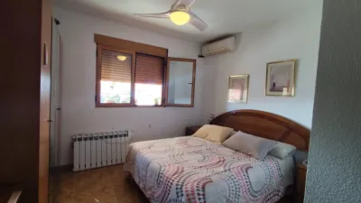 Apartment on Manuel Vazquez Montalban Street photo 5