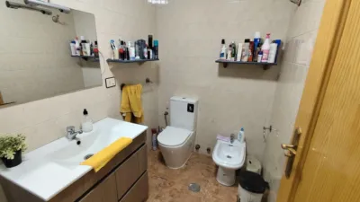 Apartment on Manuel Vazquez Montalban Street photo 6