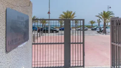 Apartment in Paseo Maritimo Area photo 14