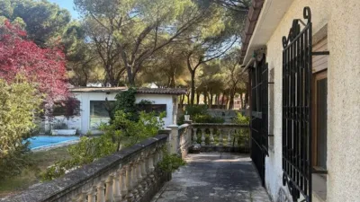 Chalet on Jacinto Benavente Street photo 11