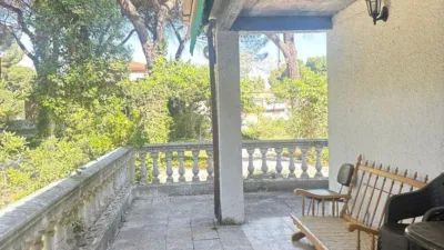 Chalet on Jacinto Benavente Street photo 12