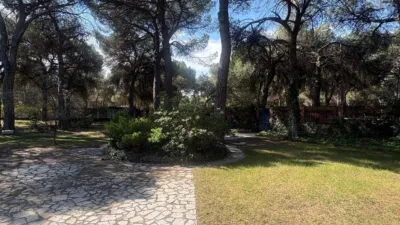 Chalet on Jacinto Benavente Street photo 23