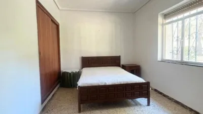 Chalet on Jacinto Benavente Street photo 38