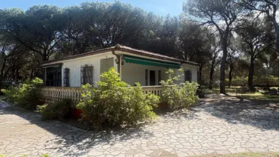 Chalet on Jacinto Benavente Street photo 4