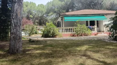 Chalet on Jacinto Benavente Street photo 7