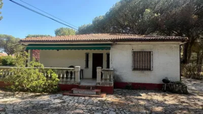 Chalet on Jacinto Benavente Street photo 9