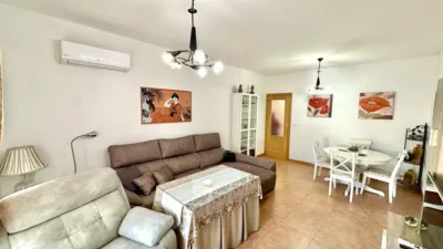 Casa adosada en venta en Calle de Luis Cernuda, Humilladero de 199.000 €