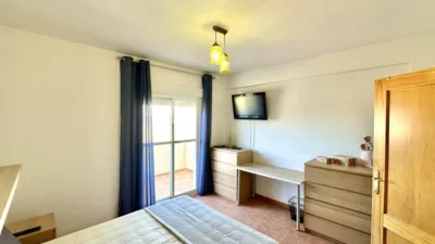 Casa adosada en venta en Calle de Luis Cernuda, Humilladero de 199.000 €