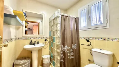 Casa adosada en venta en Calle de Luis Cernuda, Humilladero de 199.000 €