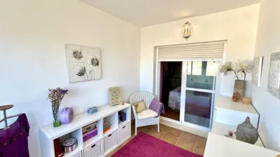 Casa adosada en venta en Calle de Luis Cernuda, Humilladero de 199.000 €