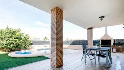 Chalet en venta en Carrer de Tavernes de la Valldigna, Santa Anna-Urbanitzacions (Gandia) de 699.000 €