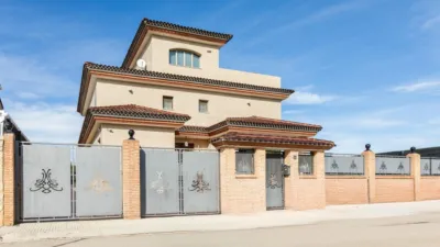 Chalet en venta en Carrer de Tavernes de la Valldigna, Santa Anna-Urbanitzacions (Gandia) de 699.000 €