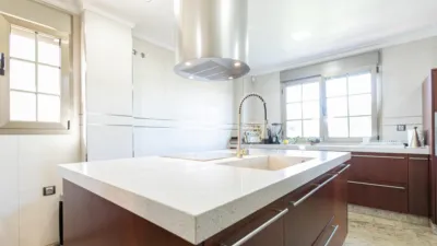 Chalet en venta en Carrer de Tavernes de la Valldigna, Santa Anna-Urbanitzacions (Gandia) de 699.000 €