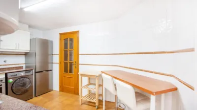 Flat at Calle A. Salvador Fernandez Ros, No. 4 photo 6