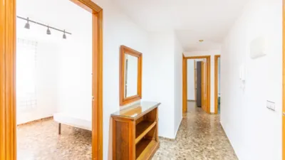 Flat at Calle A. Salvador Fernandez Ros, No. 4 photo 9