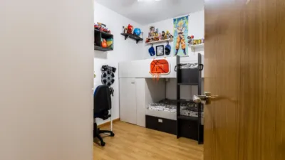 Piso en venta en Avinguda de Barberà, cerca de Carrer de Salvany, Eixample-Sant Oleguer (Sabadell) de 295.000 €