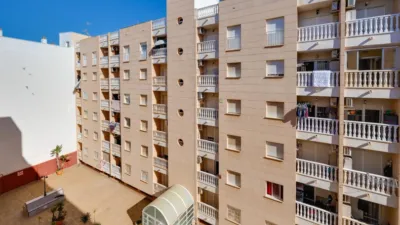 Apartment on Calle San Pascual, 235 photo 25