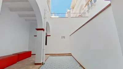 Apartment in Centre photo 5