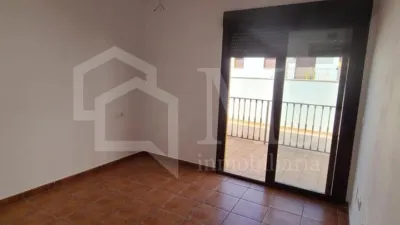 Piso en Alcaucín photo 8