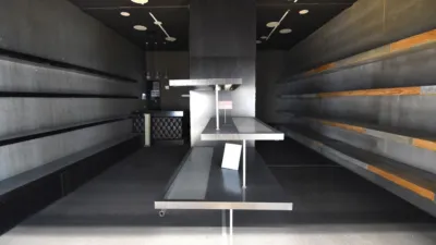 Local comercial en venta en Calle de Ramón y Cajal - Vista 3