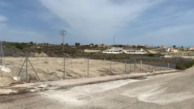 Terreno en venta en Calle Tomás López - Vista 4