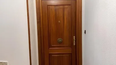 Apartment on Avenida de Juliobriga, 10 photo 20