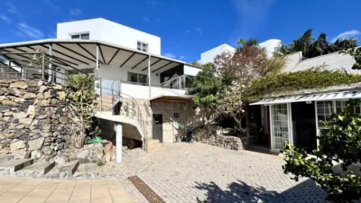 Chalet en venta en Calle Drago, El Rosario de 824.000 €