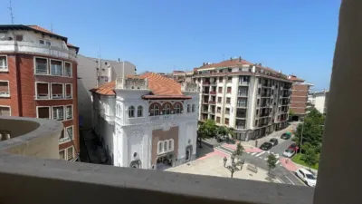 Apartment on Paulino Mendivil Street photo 27