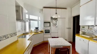 Apartment on Paulino Mendivil Street photo 30
