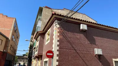 Chalet en venta en Calle de Alcubierre, Casetas-Garrapinillos-Monzalbarba (Zaragoza Capital) de 299.000 €