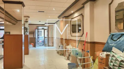 Local comercial en venta en Ensanche-Franciscanos - Vista 2