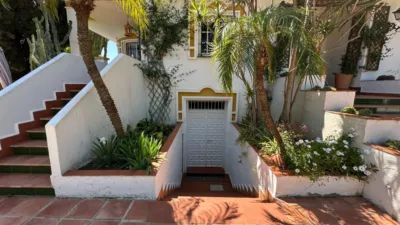 Chalet en venta en Calle Figurillas, Cortijo de Maza-Finca Monsálvez-El Olivar (Distrito Churriana. Málaga Capital) de 1.050.000 €