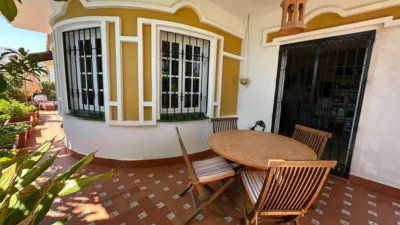 Chalet en venta en Calle Figurillas, Cortijo de Maza-Finca Monsálvez-El Olivar (Distrito Churriana. Málaga Capital) de 1.050.000 €