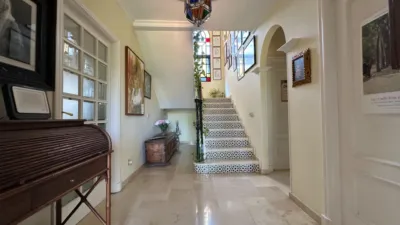 Chalet en venta en Calle Figurillas, Cortijo de Maza-Finca Monsálvez-El Olivar (Distrito Churriana. Málaga Capital) de 1.050.000 €