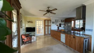 Chalet en venta en Calle Figurillas, Cortijo de Maza-Finca Monsálvez-El Olivar (Distrito Churriana. Málaga Capital) de 1.050.000 €