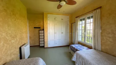 Chalet en venta en Calle Figurillas, Cortijo de Maza-Finca Monsálvez-El Olivar (Distrito Churriana. Málaga Capital) de 1.050.000 €